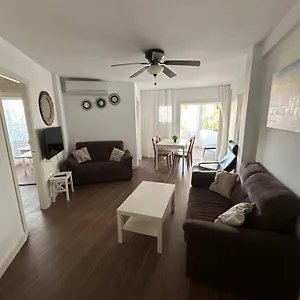 Precioso Apartamento Junto A Playa Y Con Piscina. Apartamento